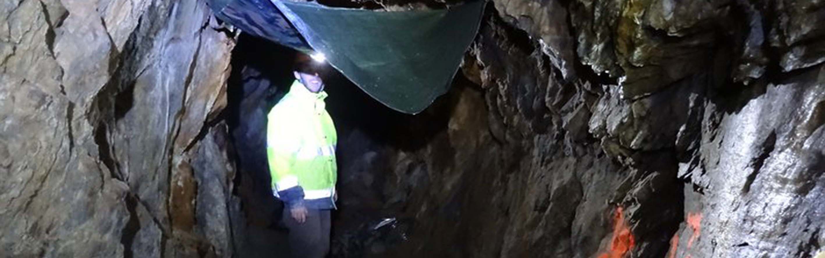 Séchilienne landslide: hydrogeochemical monitoring along faults in a gallery crossing the landslide